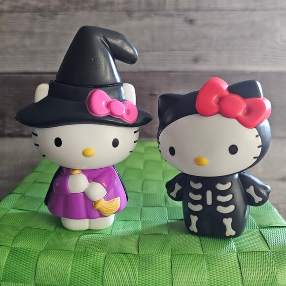 Lot of 5 Halloween 2019 Sanrio Hello Kitty McDonald's Toy Pumpkin Witch Skeleton - Picture 2 of 10